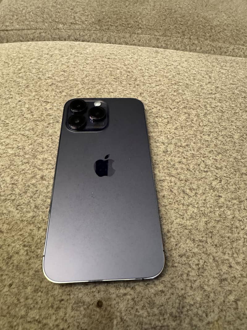 Apple iPhone 14 Pro Max 2