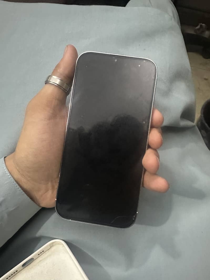 Apple iPhone 14 Pro 3