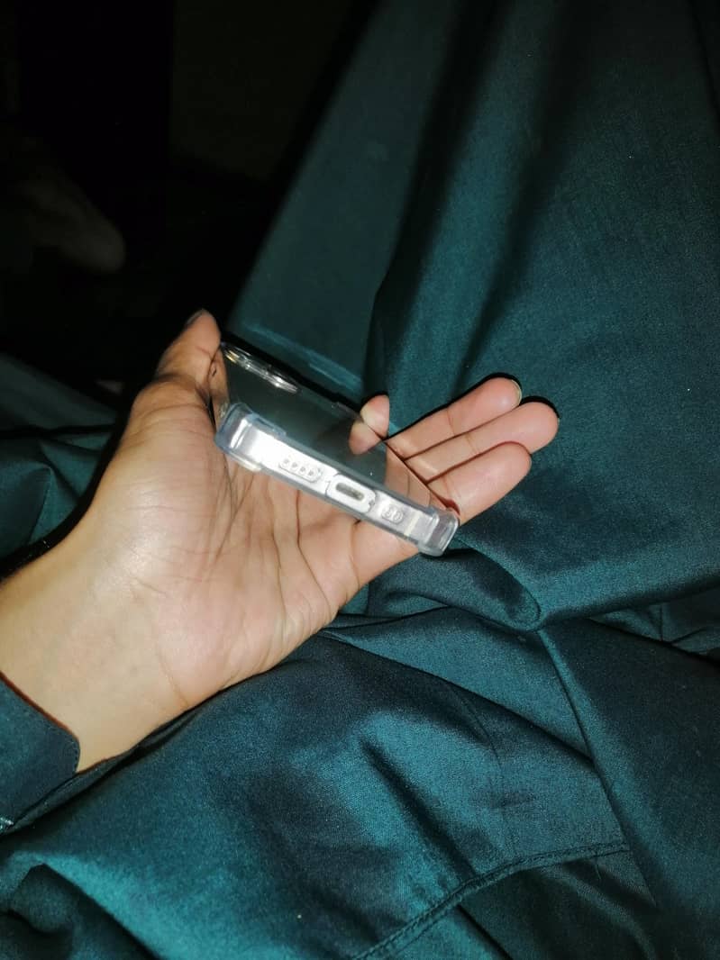 Apple iPhone 13 mini 2