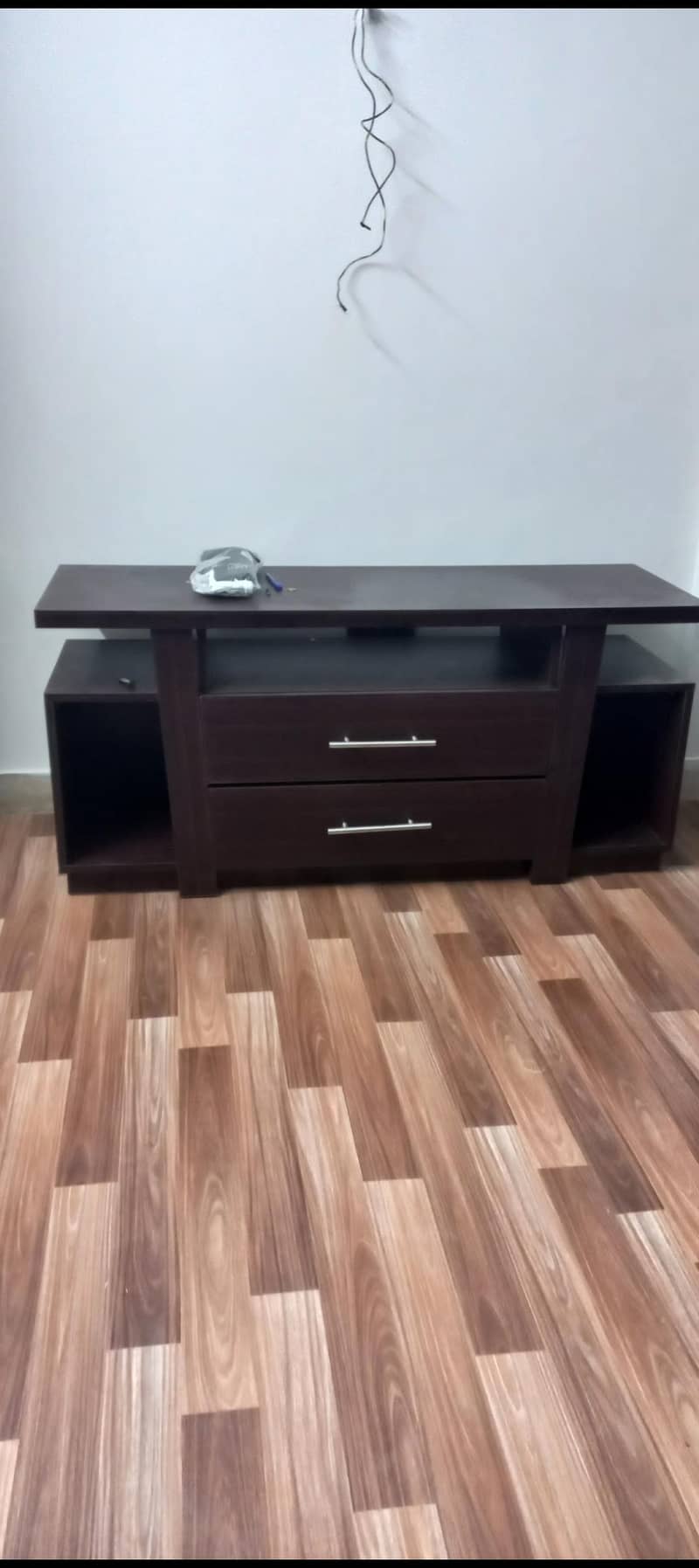 TV Console 0