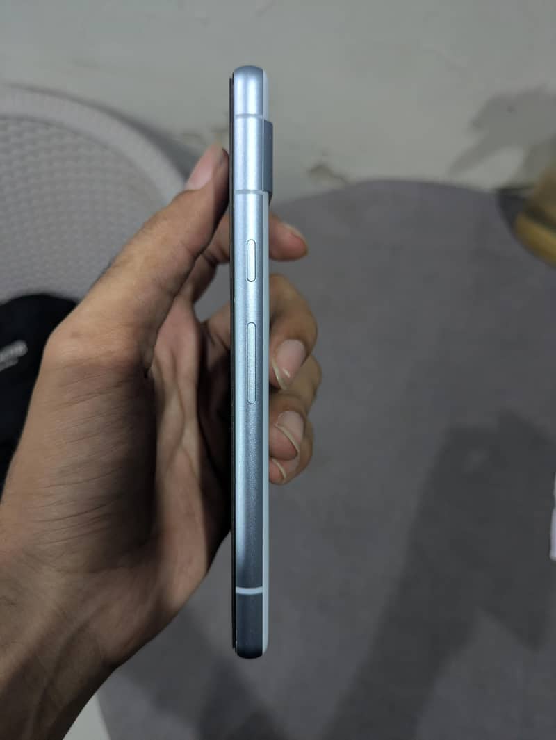 Google Pixel 7a 4