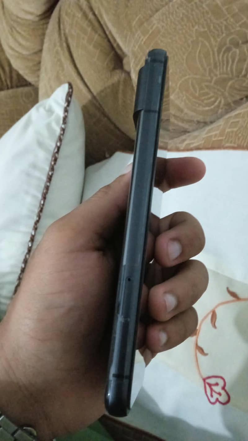 Google Pixel 8 2