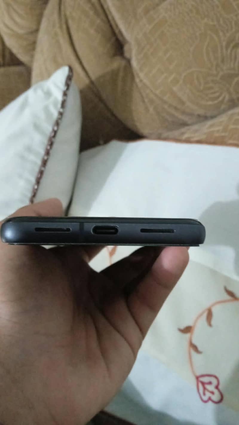 Google Pixel 8 3