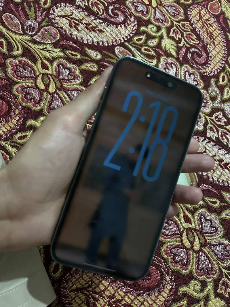 Apple iPhone 14 Pro Max 1