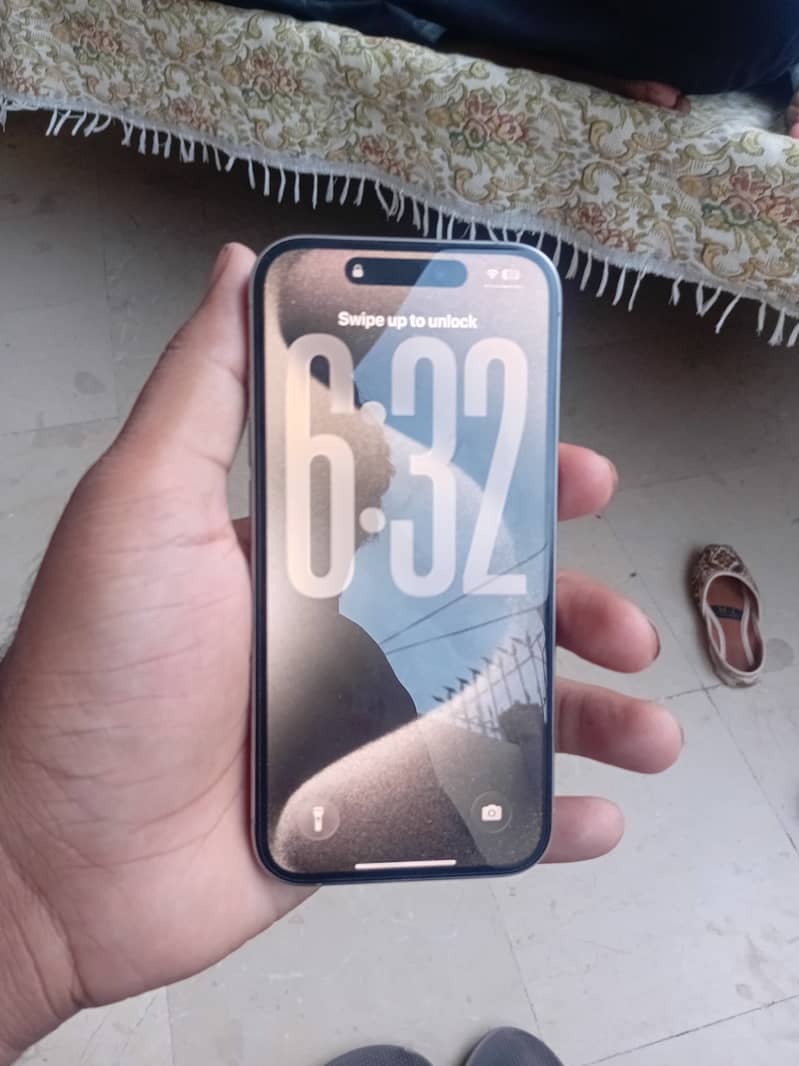 Apple iPhone 15 Pro jv 5