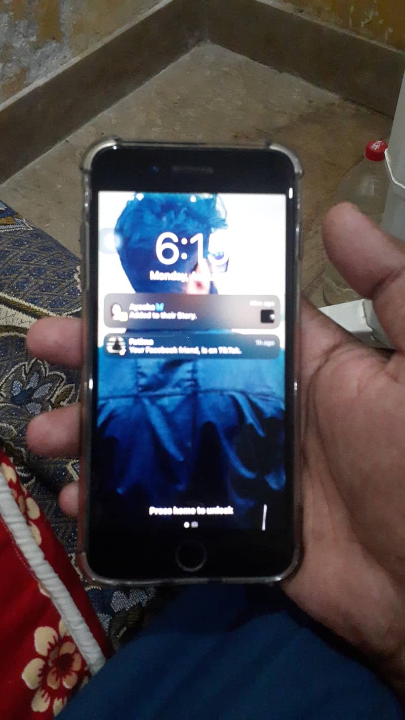 Apple iPhone 7 Plus 3