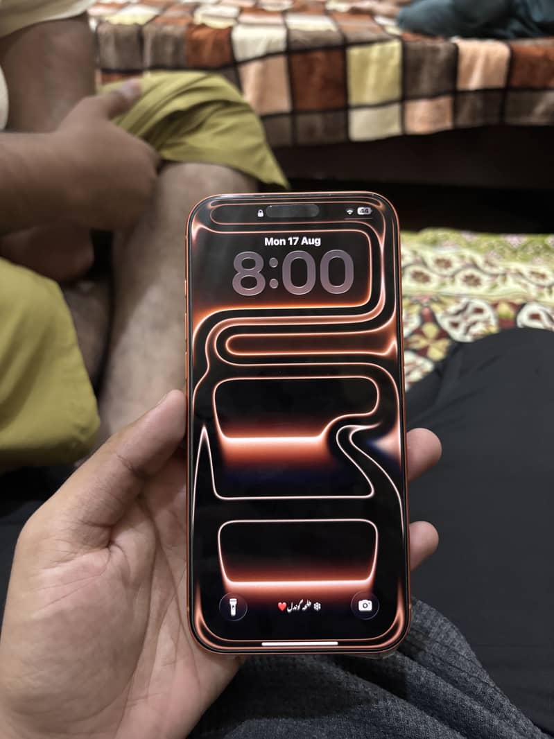 Apple iPhone 17 Pro Max 5