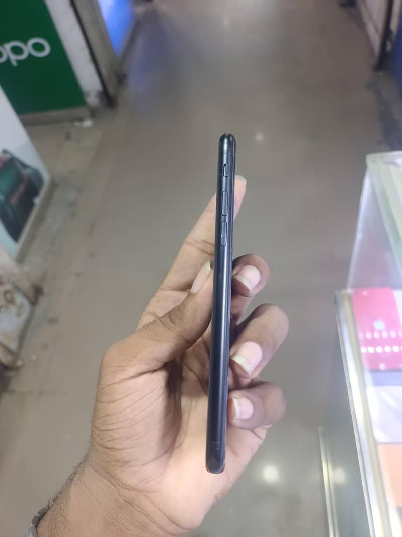 Apple iPhone SE 3