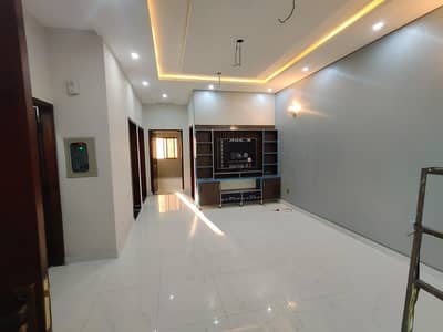 10 MARLA INDEPENDENT HOUSE WITH 13KV SOLLAR AVAILABLE FOR RENT IN UET SOCIETY NEAR TO MILITARY ACCOUNT SOCIETY COLLEGE ROAD LAHORE