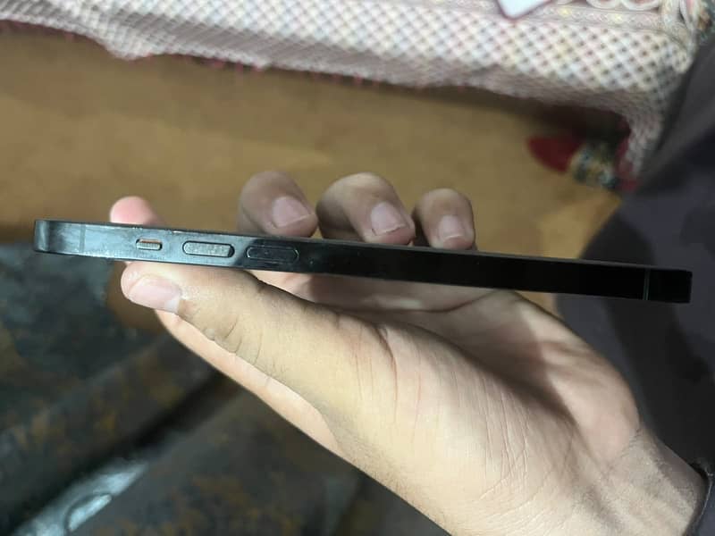 Apple iPhone 14 Pro Max 3