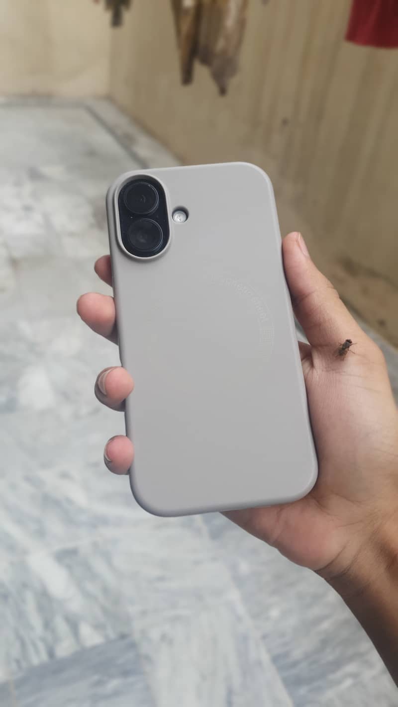 Iphone 16 Mdm 8