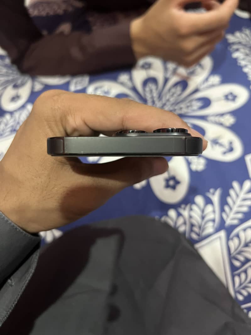 Apple iPhone 14 Pro 3