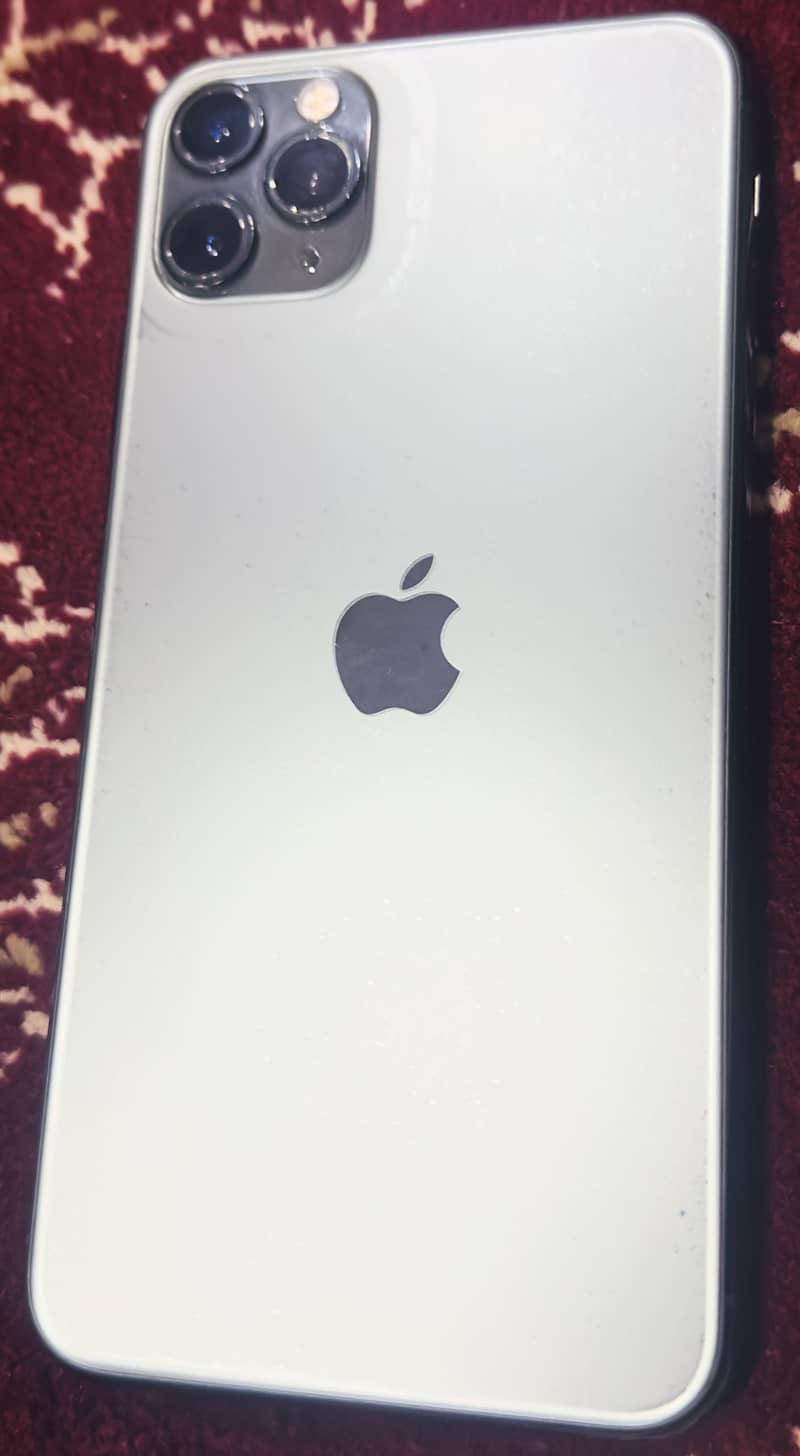 Apple iPhone 11 Pro Max 1