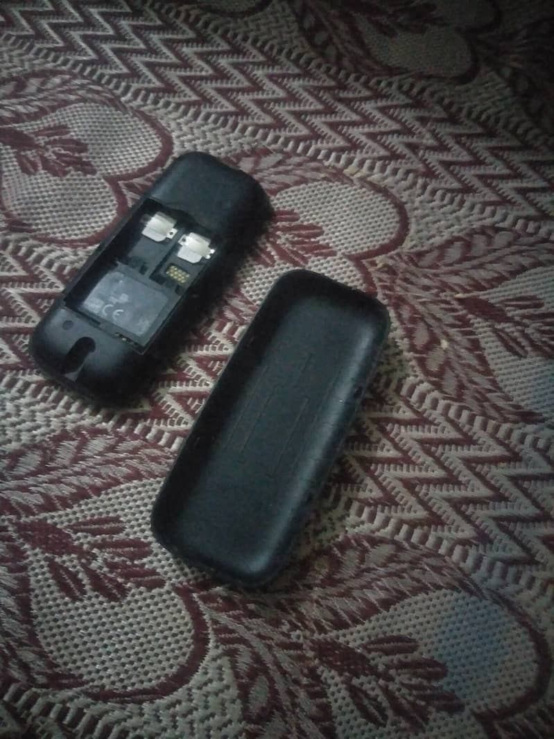 Nokia 3210 4