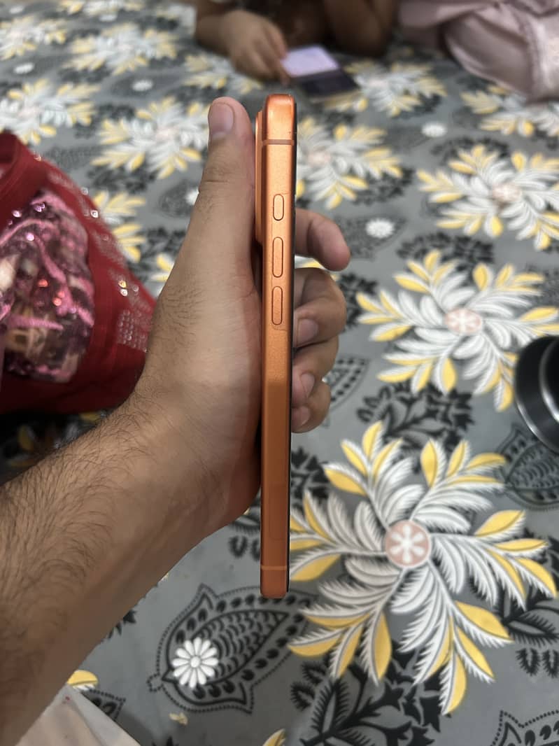 Apple iPhone 17 Pro Max 3