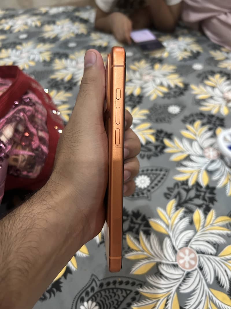 Apple iPhone 17 Pro Max 5