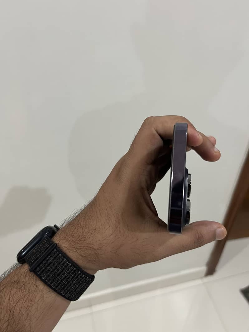IPhone 14 Pro 2