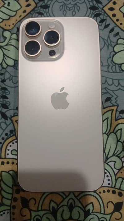Apple iPhone 16 Pro Max