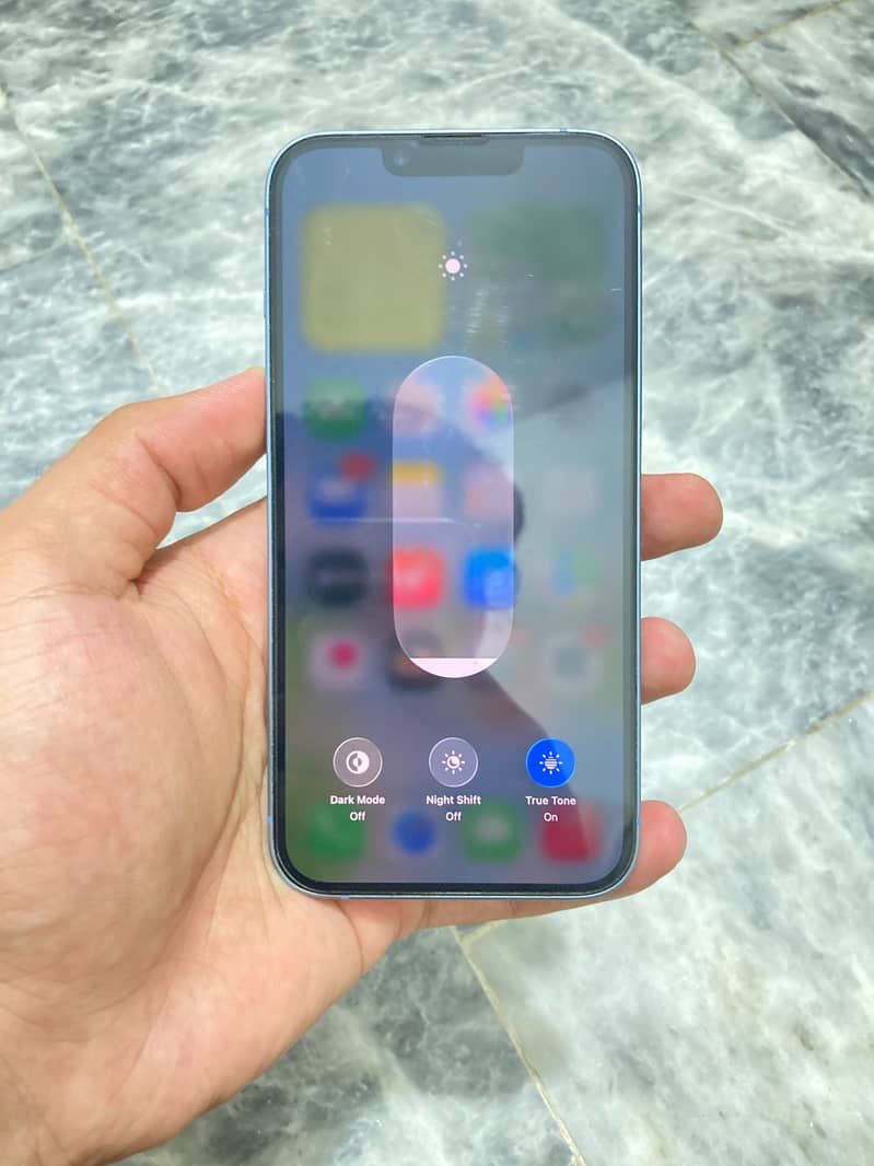 Apple iPhone 14 5