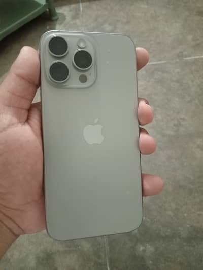 Apple iPhone 15 Pro Max