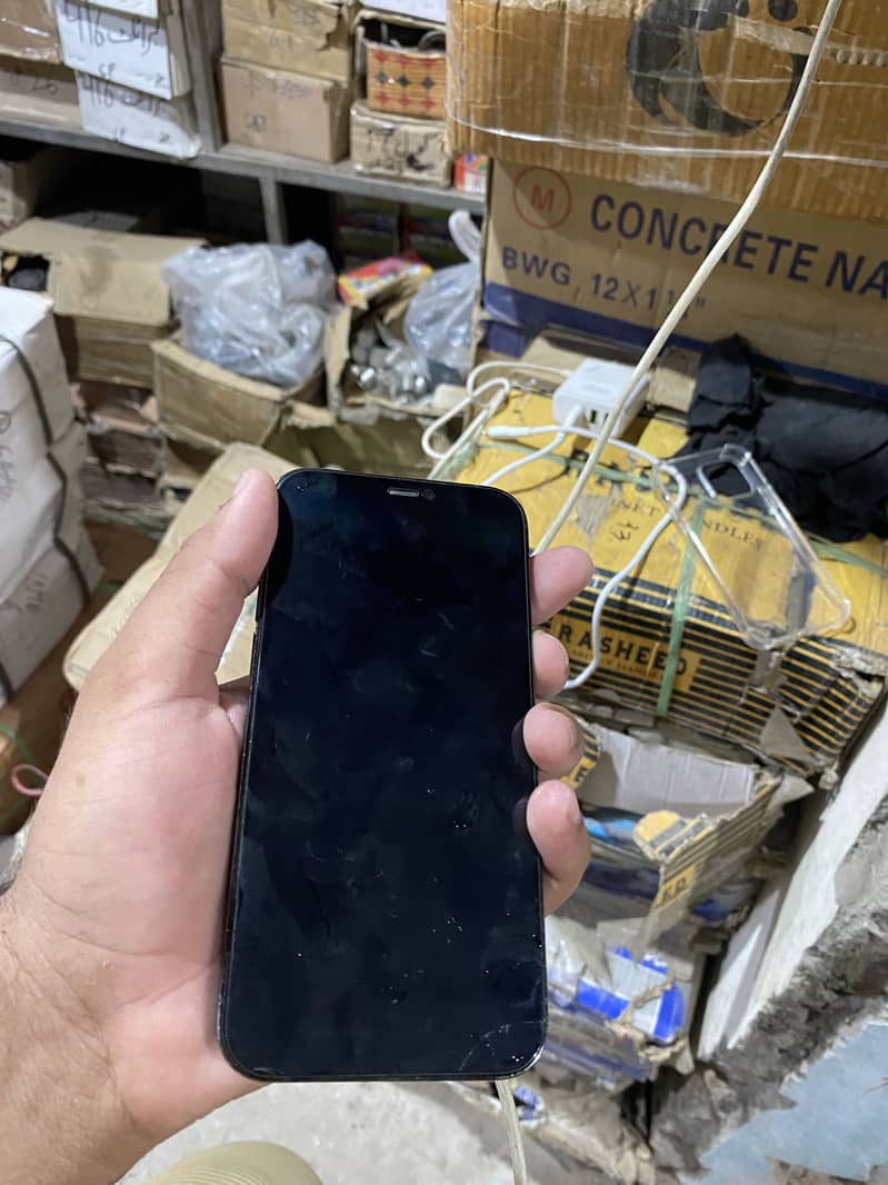 Apple iPhone 12 Pro 2