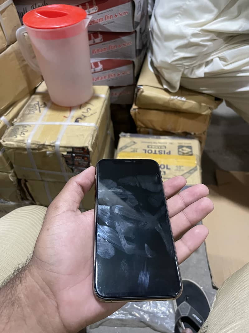 Apple iPhone 12 Pro 4