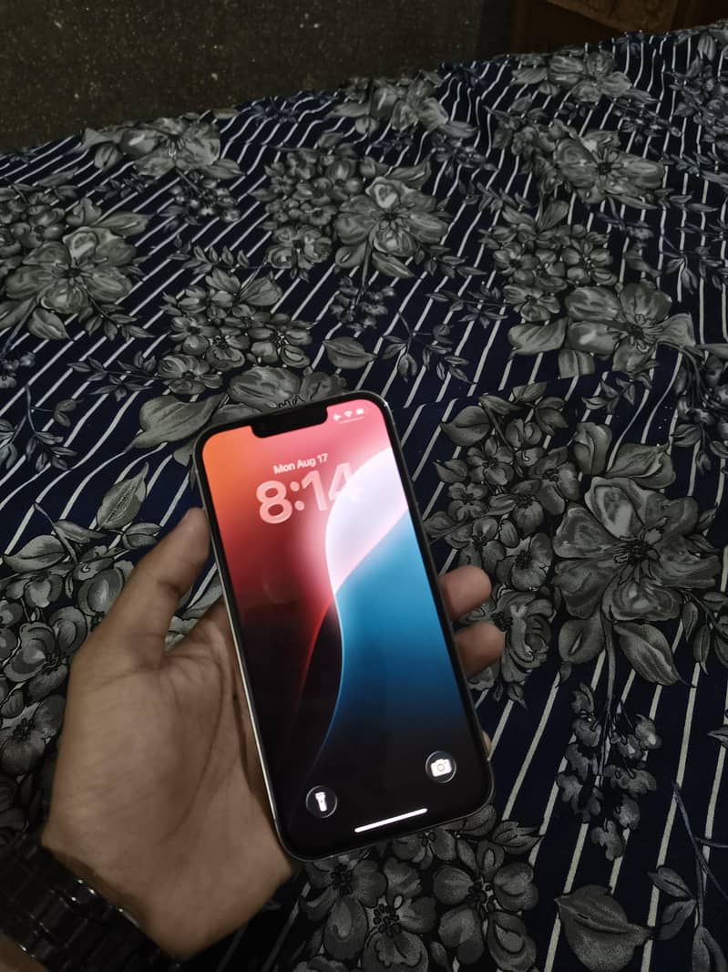 Apple iPhone 13 Pro 6