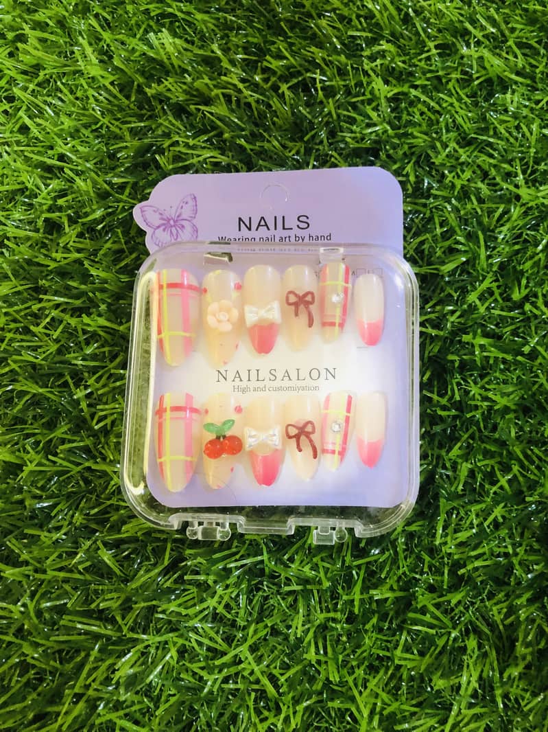 Nails Kit   11