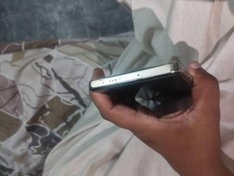 Tecno CAMON 30 1