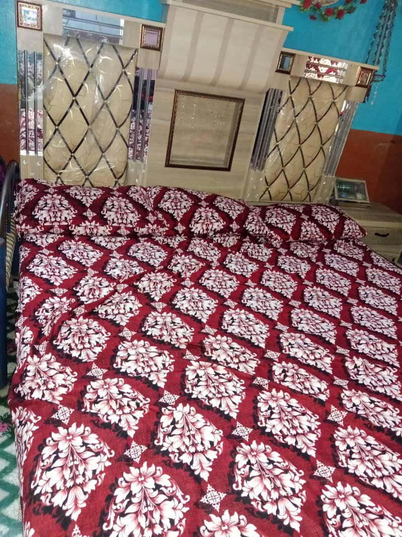 king bed 2