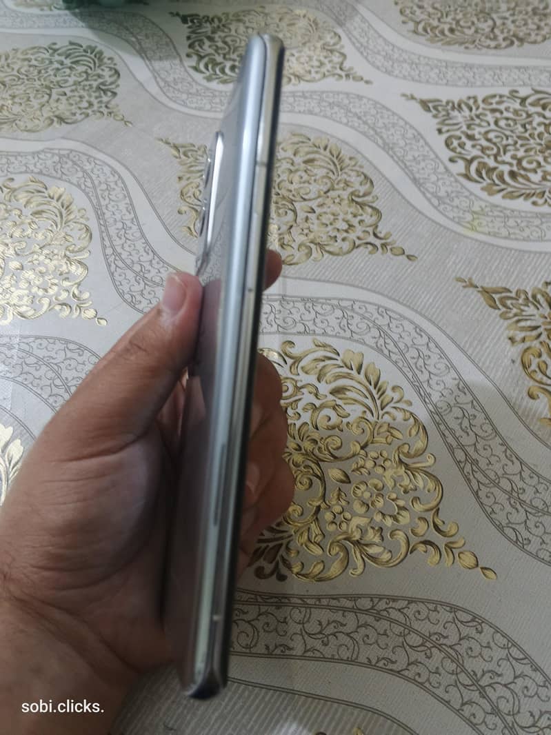 One Plus 9 Pro 1