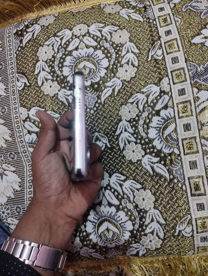 Tecno CAMON 40 Pro 2