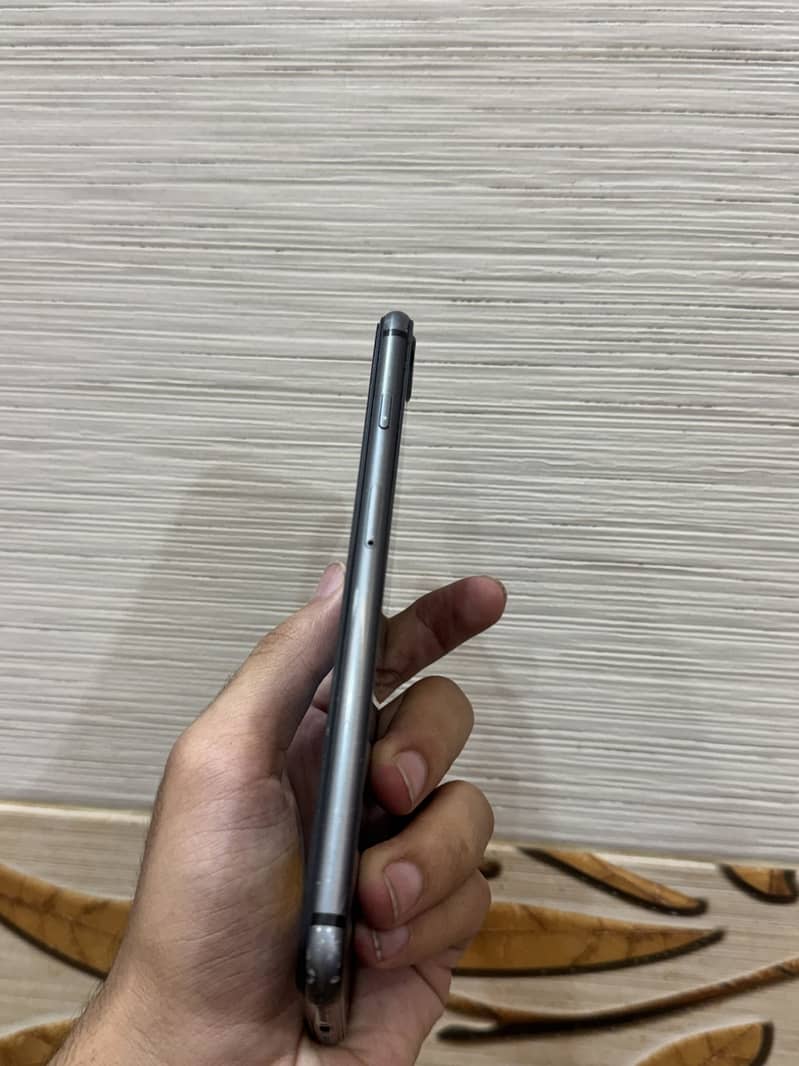 iPhone 8plus pta 3