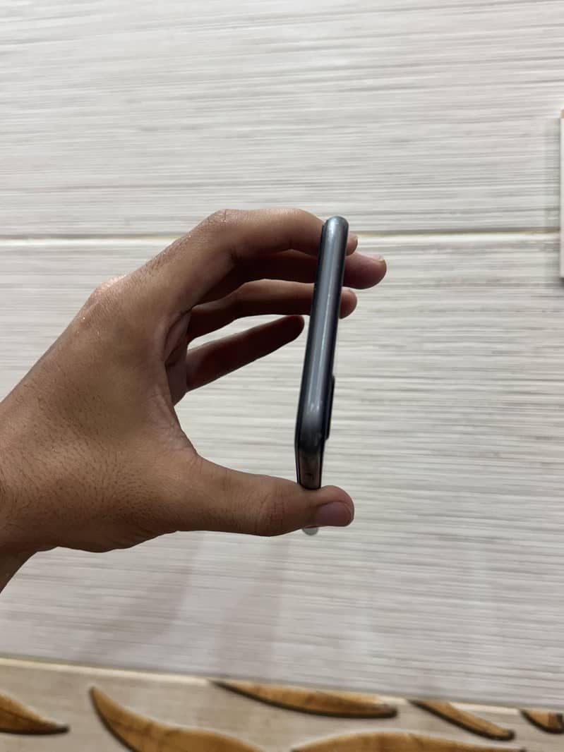 iPhone 8plus pta 5