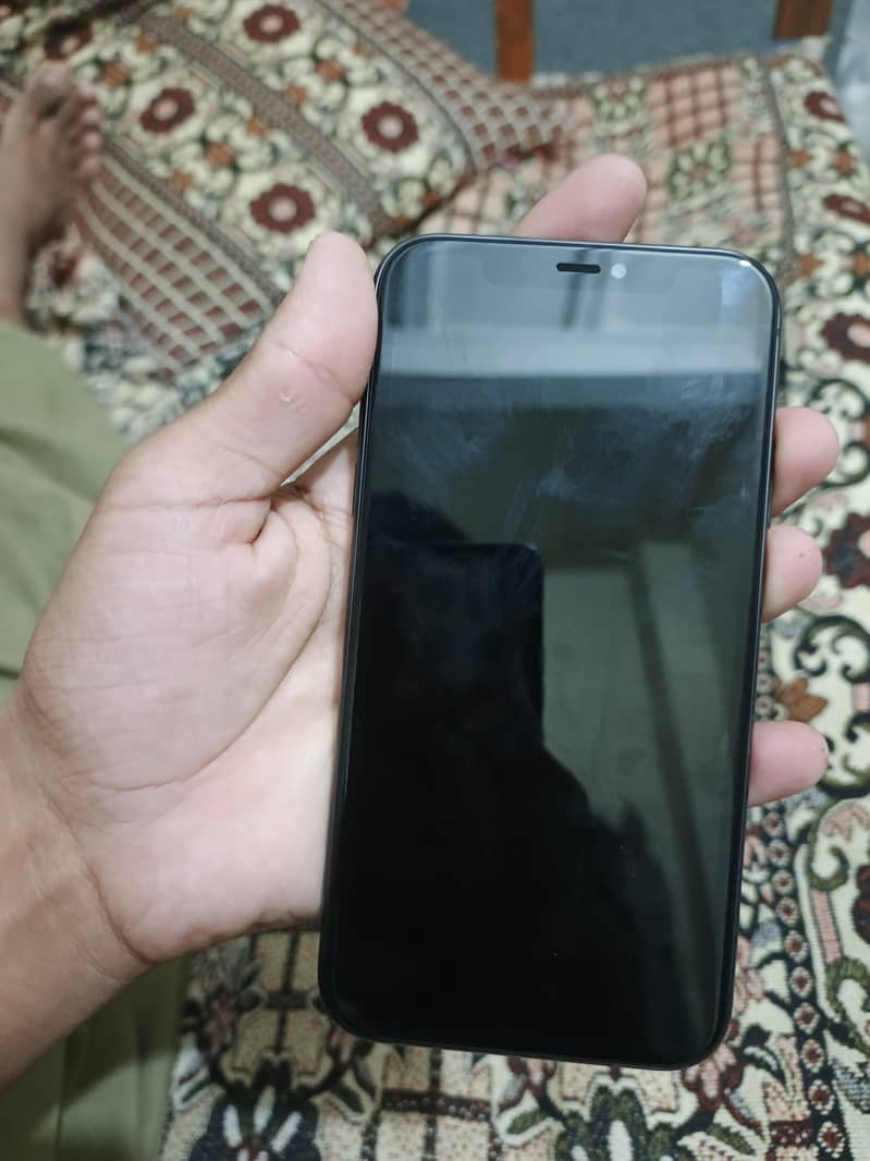 Apple iPhone 11 2