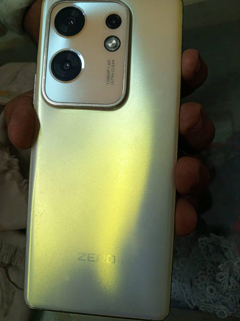 Infinix Zero 30 1