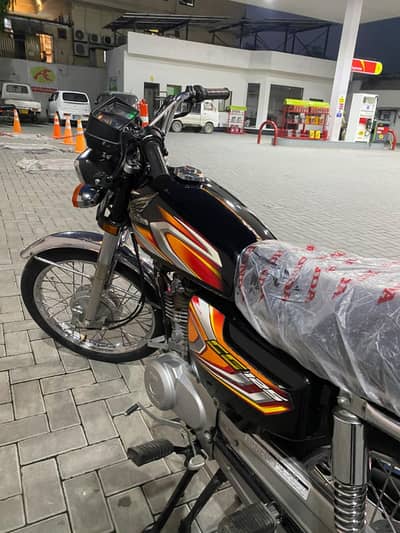 Honda bike 125 CG//0325/24/52/658/ argent for sale model 2022