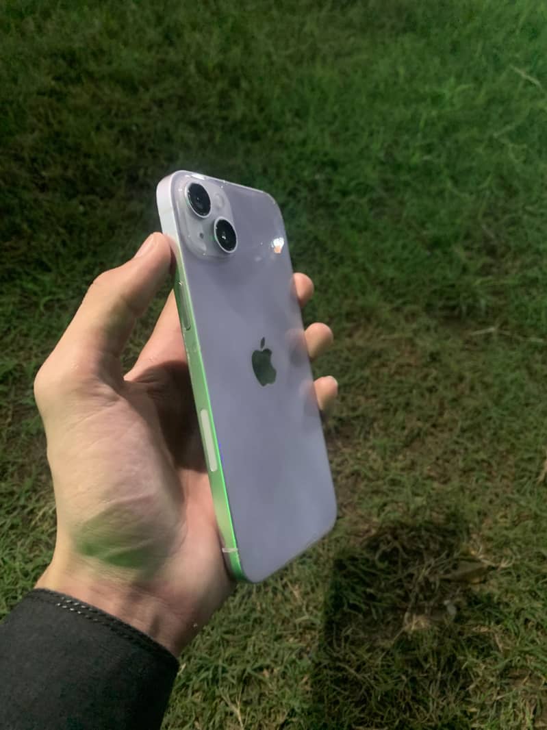 Apple iPhone 14 plus 3