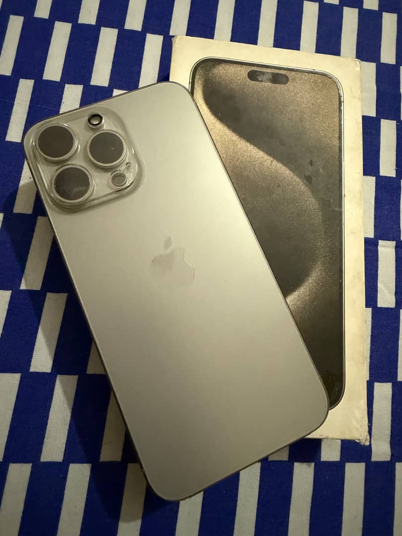 Apple iPhone 15 Pro Max 5