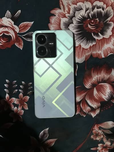 Vivo Y22