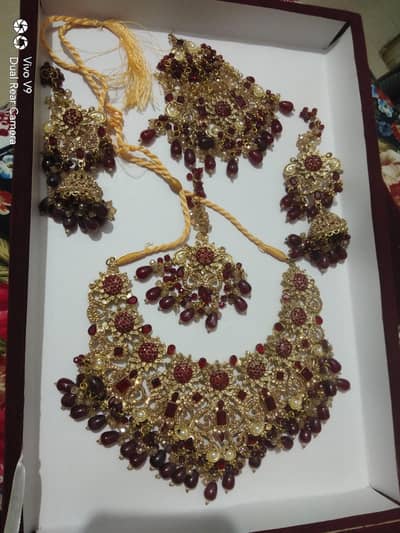 Barat jewelry with box