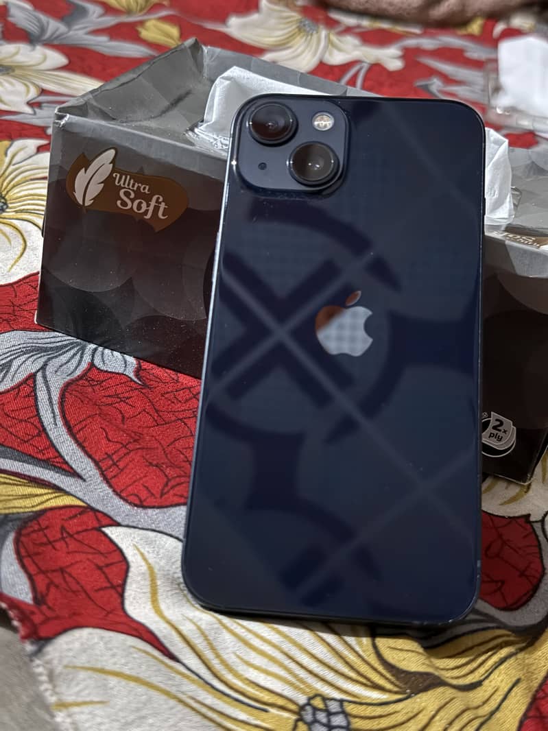Apple iPhone 13 1
