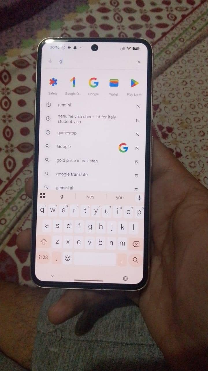 Google Pixel 8 3