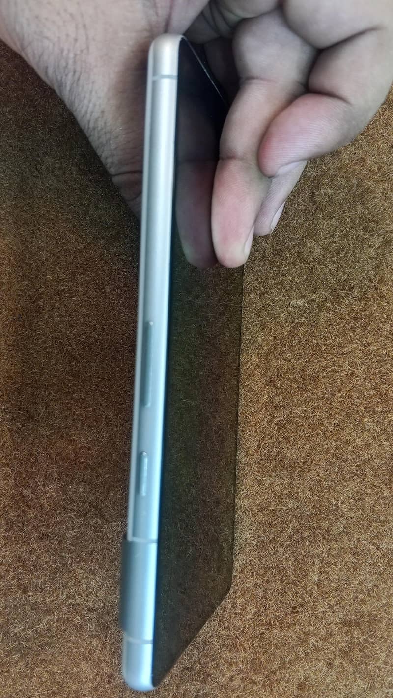 Google Pixel 7 3