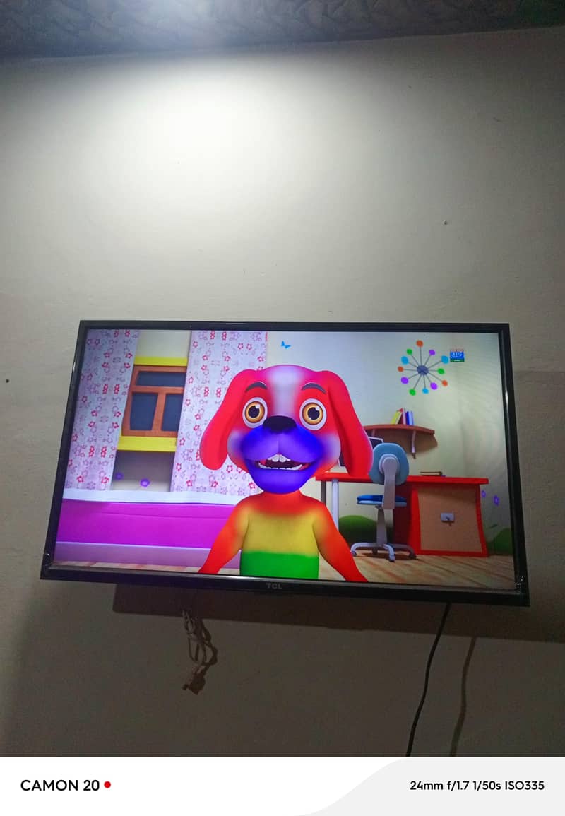 TCL 32" LCD Android 1