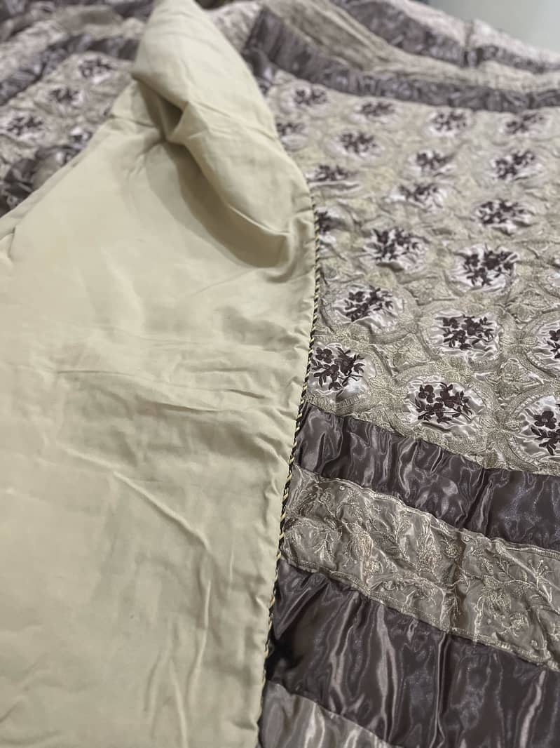 Embroidered bed sheet 3