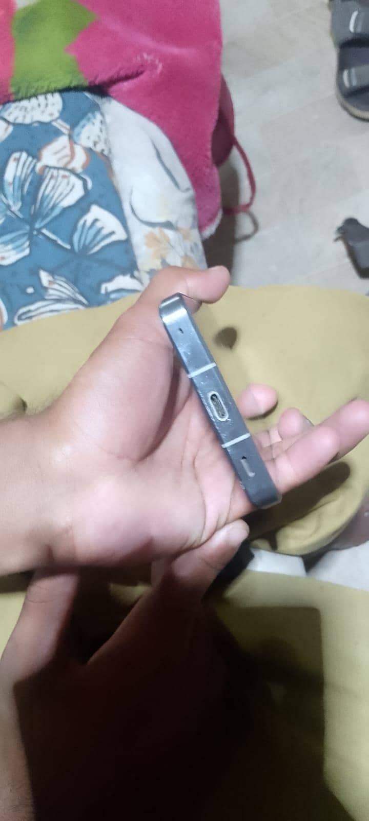 Sharp Aquos Sense7 plus 4