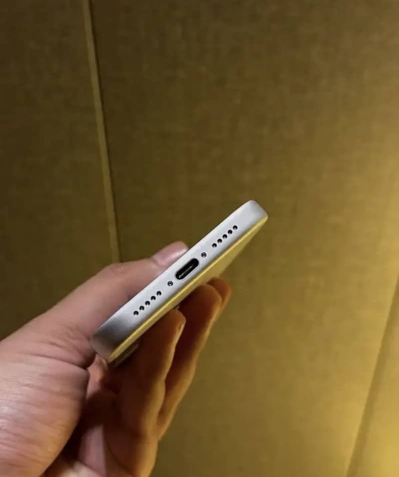 Apple iPhone 17 Pro 2