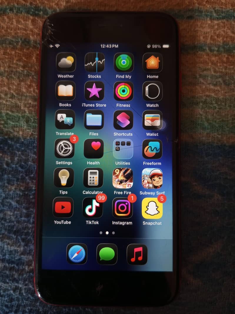 Apple iPhone SE 6