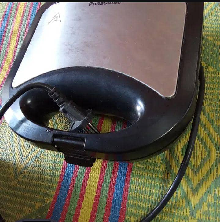 Sandwich maker 0